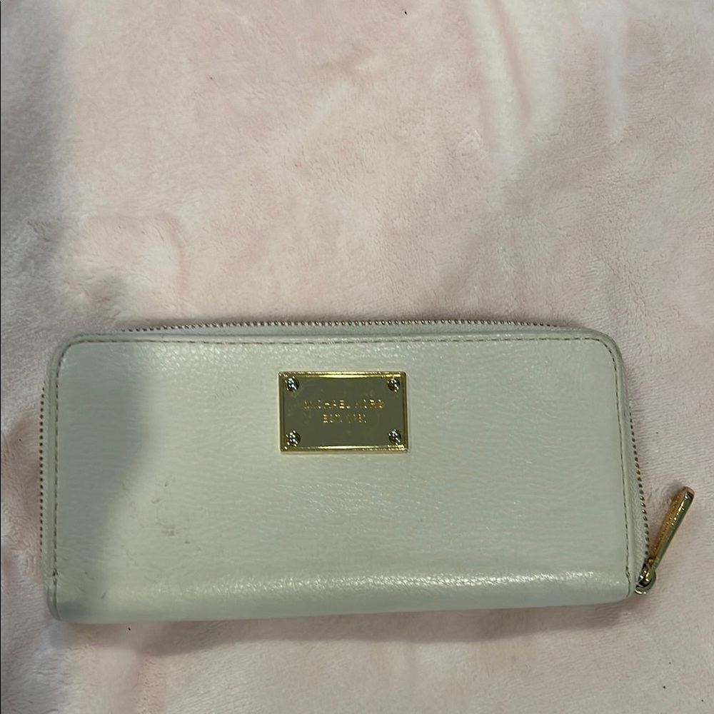 Michael Kors White Wallet